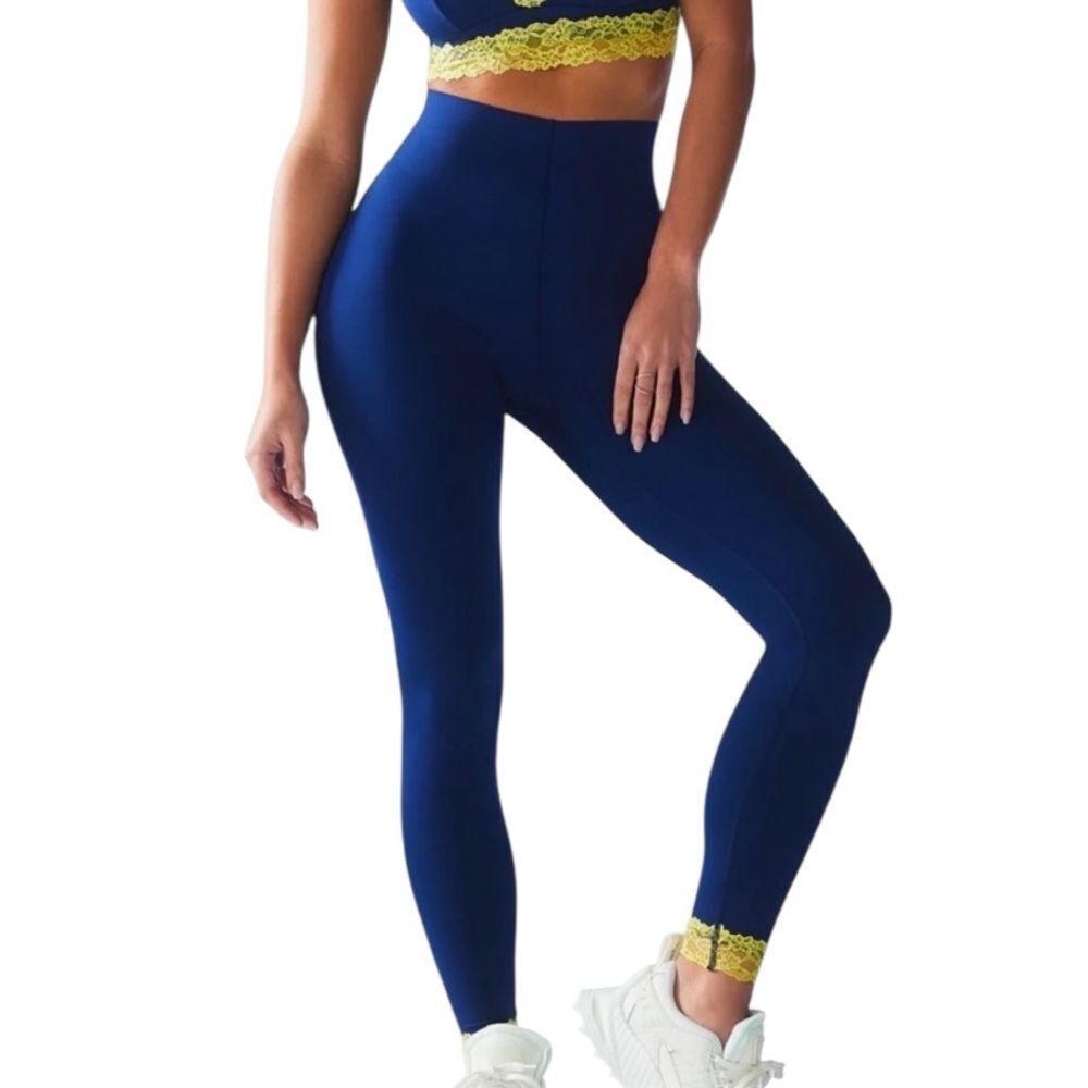 Savage X Fenty Navy Leggings with Yellow lace Trim size 12/14